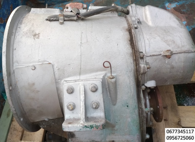 Реверс-редуктор РРПЭ-20-3,5м,алюминевый легкий корпус,реверсирование осуществляется переключением тумблера